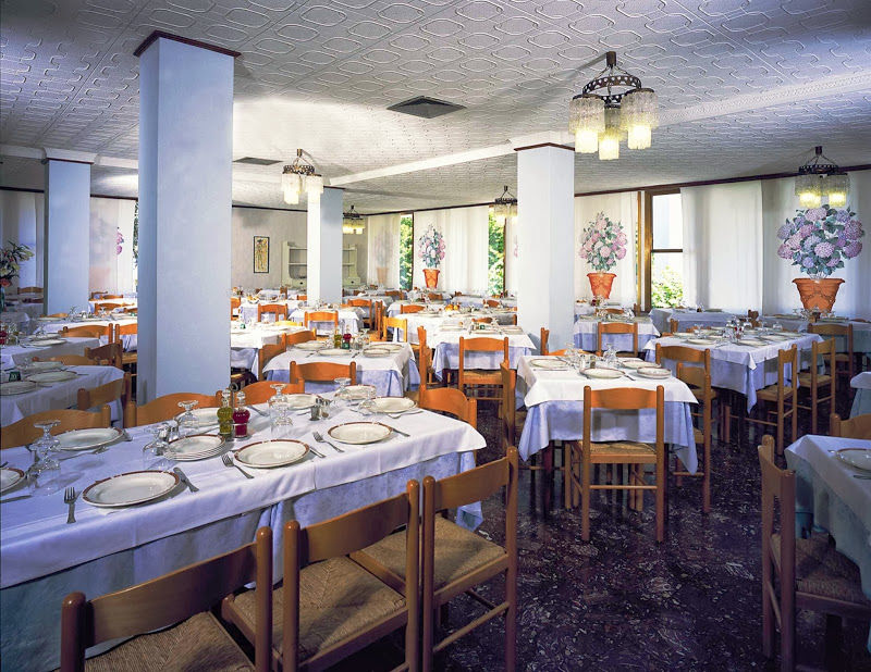 Hotel Bolivar Lido di Jesolo Exteriör bild